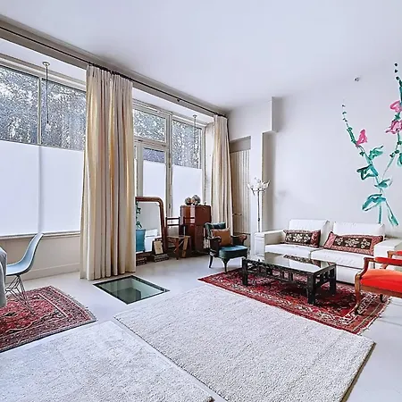 Apartment With Garden In The Heart Of Montmartre * Paris